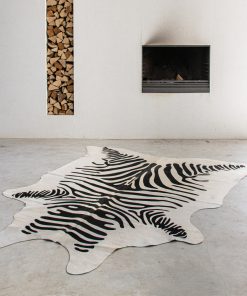 Alternative view of Kuhfell Teppich im Zebralook 250cm – Luxus im Naturlook